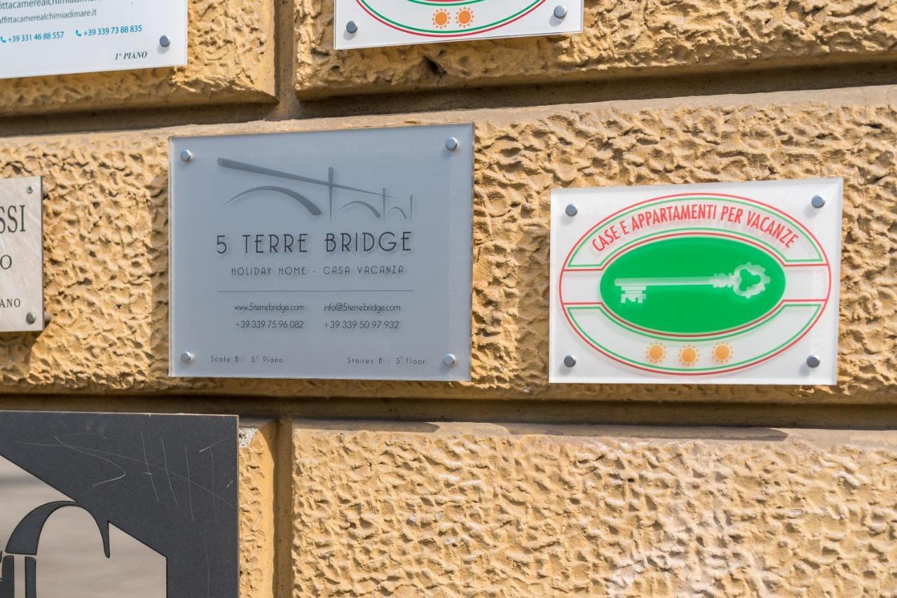 Апартаменти Cinque Terre Bridge Ла-Спеція Екстер'єр фото